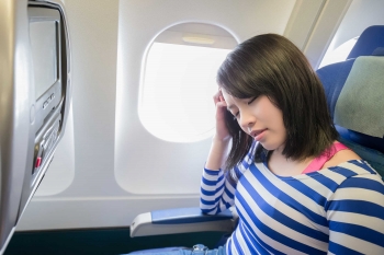 Làm sao tránh mệt mỏi khi đi máy bay